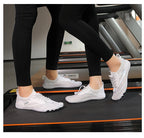 Roam 2.0 — Foot-Shaped Shoes for All-Day Wear