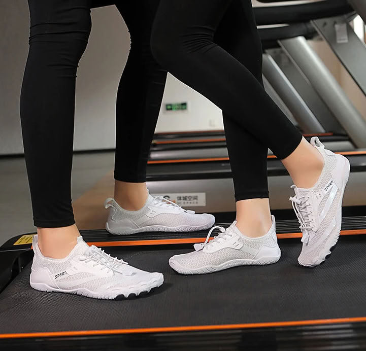 Roam 2.0 — Foot-Shaped Shoes for All-Day Wear