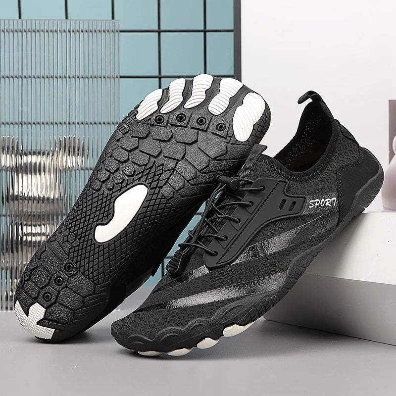 Roam 2.0 — Foot-Shaped Shoes for All-Day Wear
